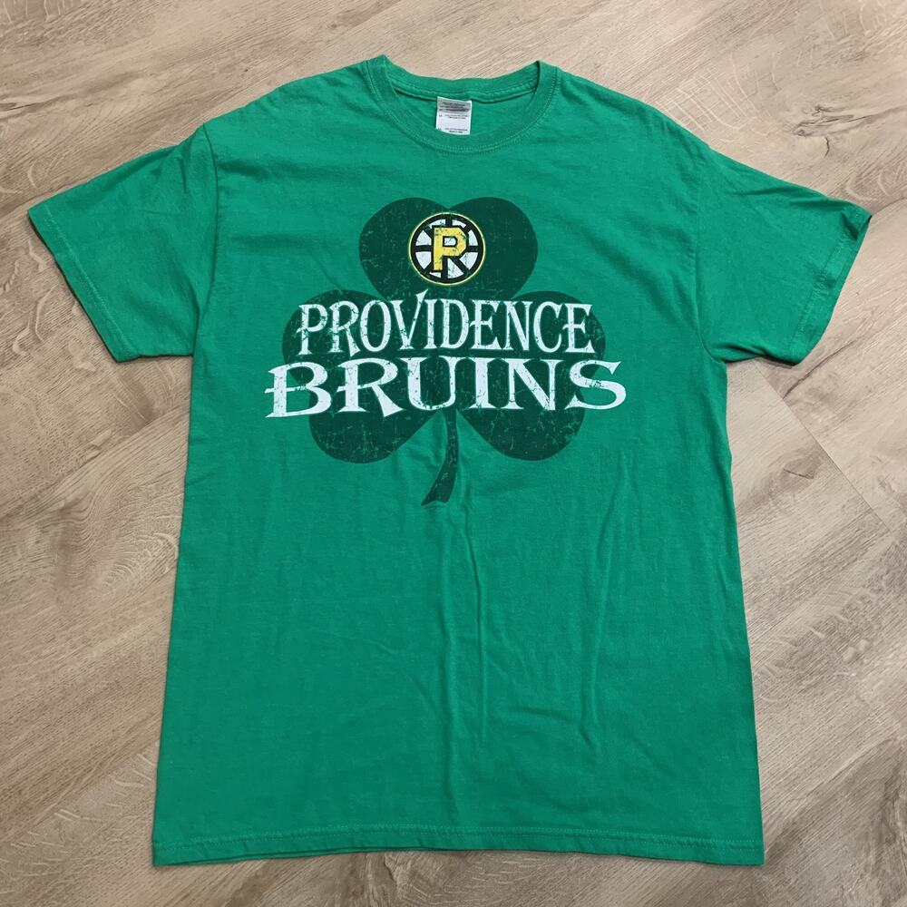 AHL Providence Bruins Hockey Shamrock T-Shirt Men's Medium M Green Minor League